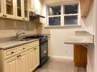 2172 E 16th St, Brooklyn, NY 11229