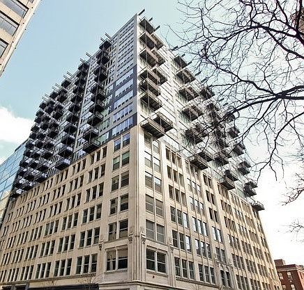 1st image of 565 W Quincy St Unit 1714