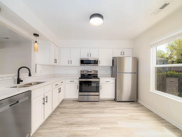 Turner Road Townhomes — Photo 31