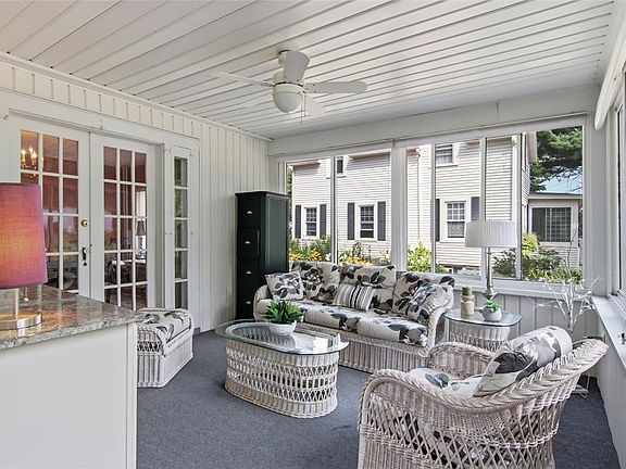 3rd image of 204 Gilbert Avenue