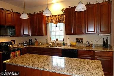 5th image of 1023 Harbor Dr