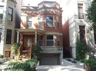 704 W Melrose St, Chicago, IL 60657
