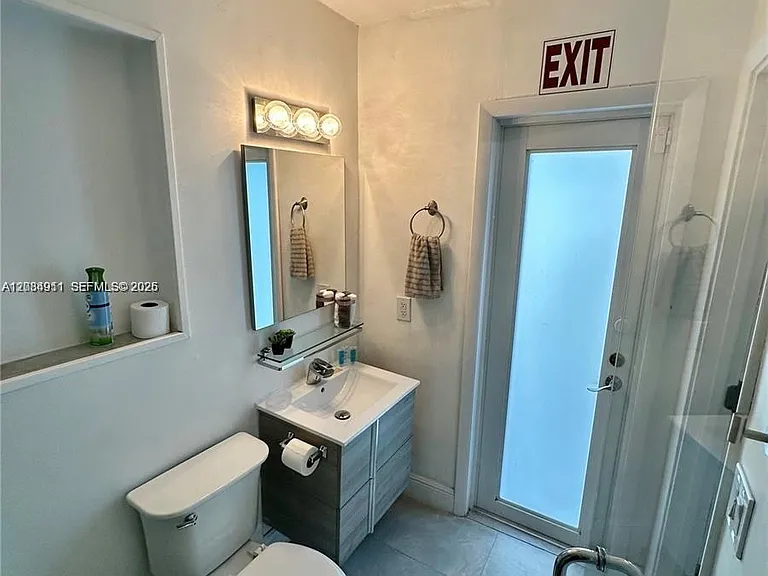 5424 Garfield St — Photo 45