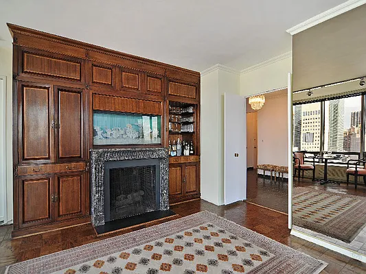 Sold by Sotheby's International Realty | media 3