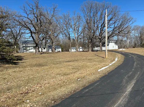204 Olson St N, Deer Creek, MN 56527
