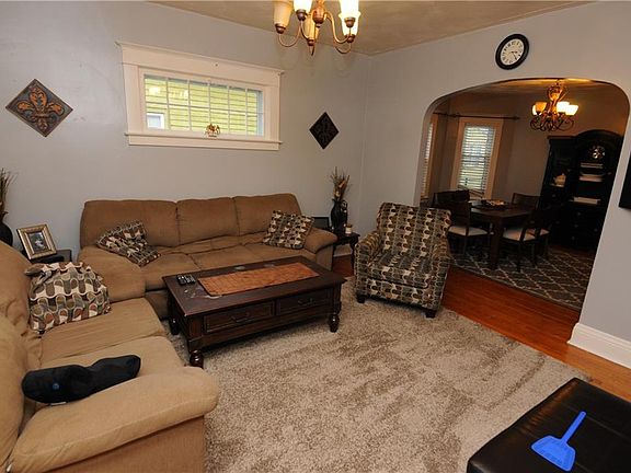 3rd image of 1519 Conkling Ave