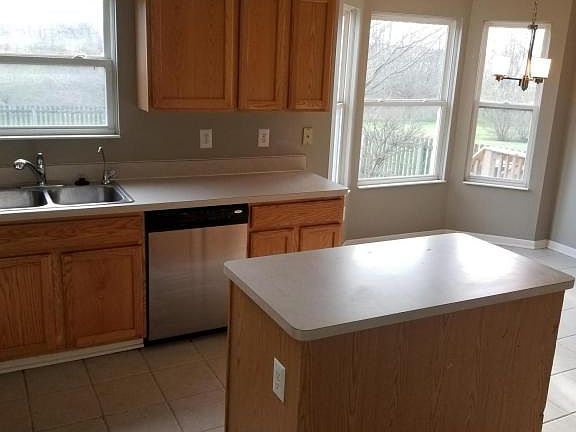 3rd image of 3280 Andrew James Dr