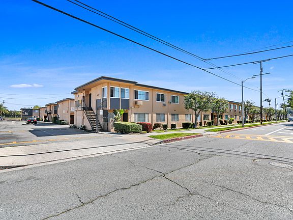 3rd image of 3060 Vineland Ave APT 2