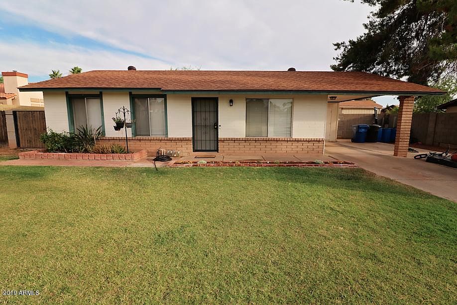 1st image of 3361 E Farmdale Ave