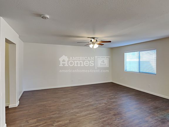 5th image of 370 E Penny Ln