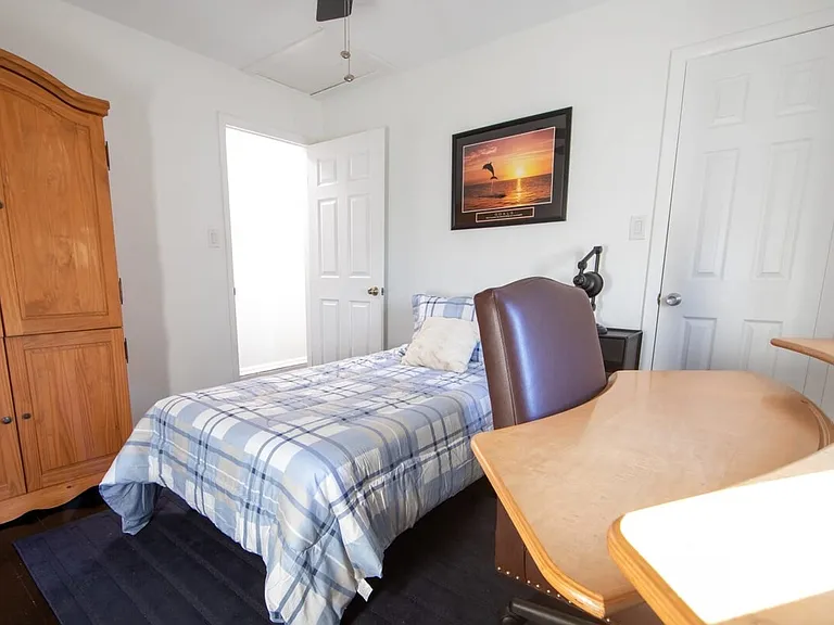 736 W Ocean View Ave #D — Photo 15