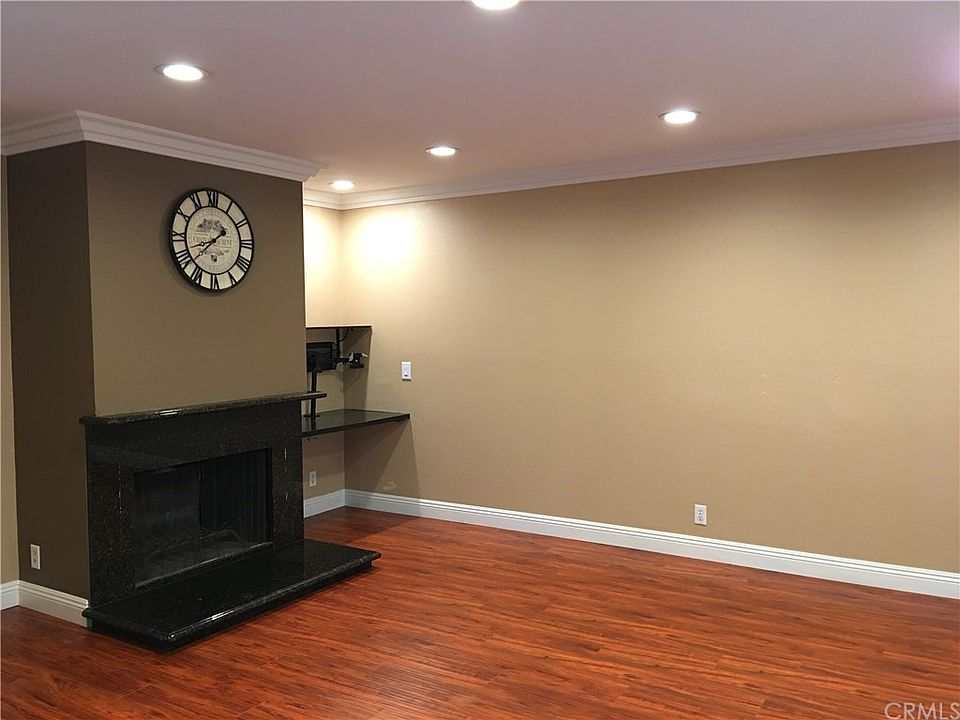 1st image of 16415 Midfield Ln