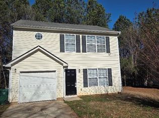 7146 Ravenwood Ln, Lithonia, GA 30038