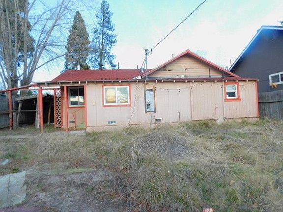 4th image of 709 Cedar St