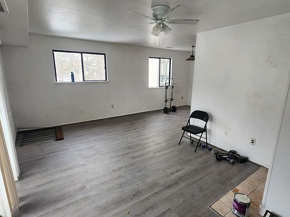 3rd image of 2415 Bayberry Ct