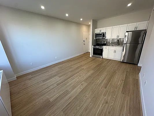1st image of 58-12 Queens Blvd #4FC