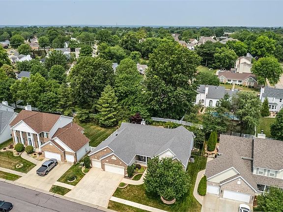 2nd image of 6573 Crescent View Dr