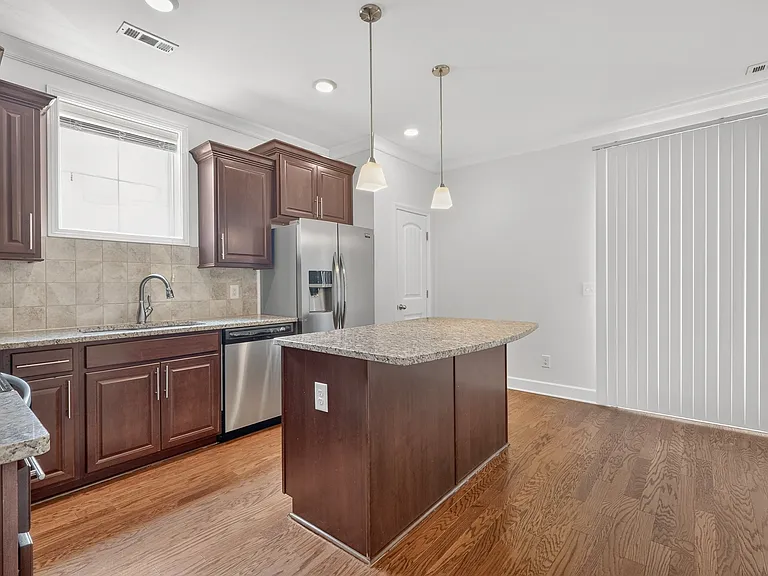 2116D Acklen Ave — Photo 33