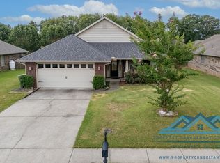 4620 Carrington Blvd SE, Owens Cross Roads, AL 35763