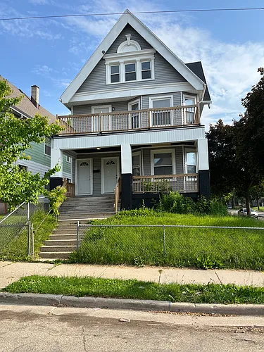 104 W Auer Ave Photo 1
