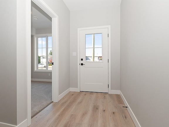 3rd image of 6419 Fern St