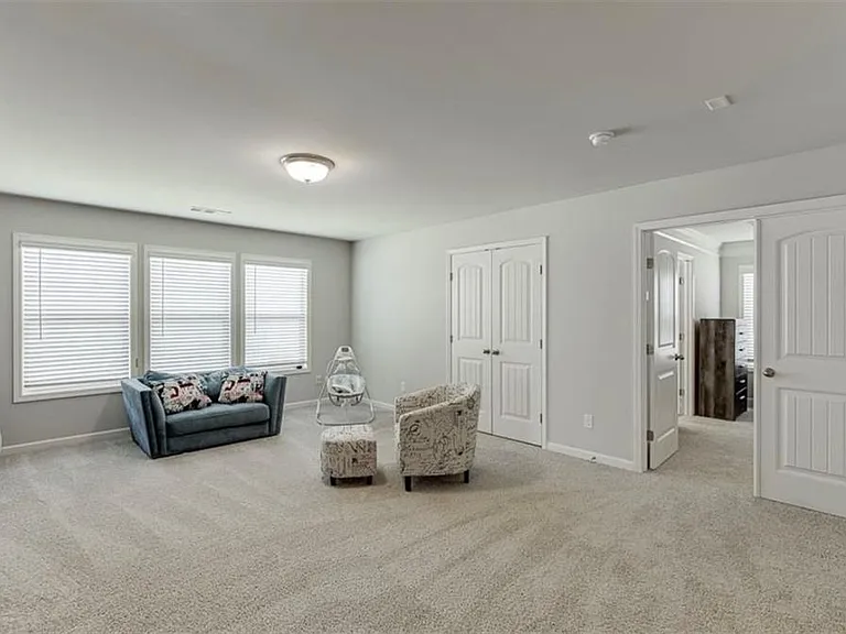 2055 Sorrento Ct — Photo 10