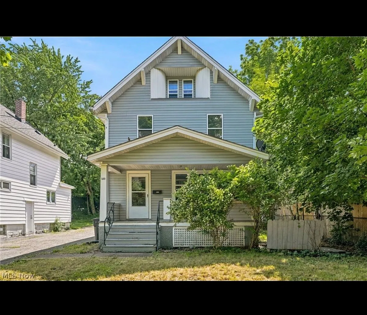 3 bed, $1,300 — Photo 1