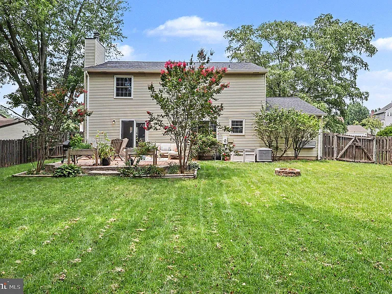726 Gentle Breeze Ct — Photo 27