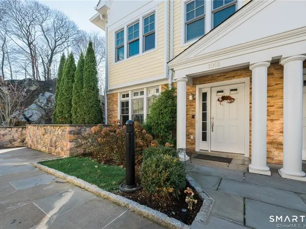 70 Riverdale Ave #1001, Greenwich, CT 06830
