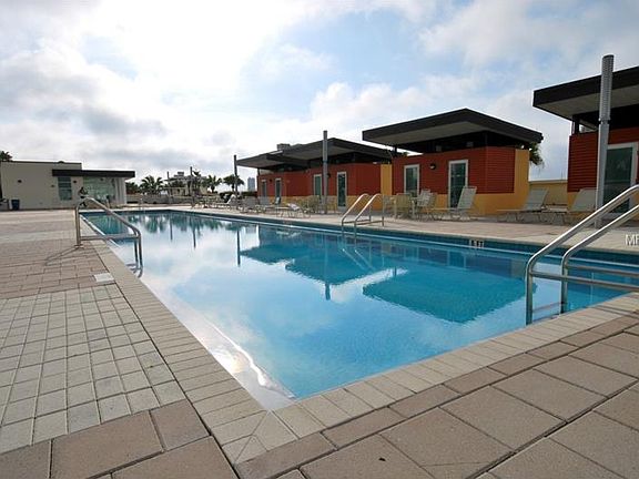 4th image of 1120 E Kennedy Blvd Unit 1109