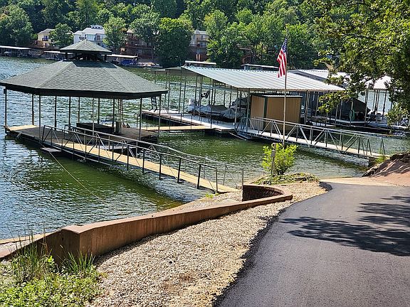 BOTH Docks come w/the Home