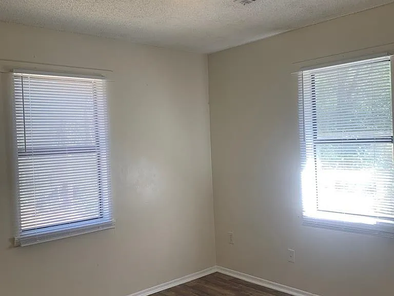 824 Charles C Frasier Blvd #C — Photo 8