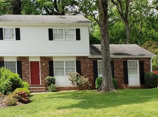 730 Forest Ridge Dr SE, Marietta, GA 30067