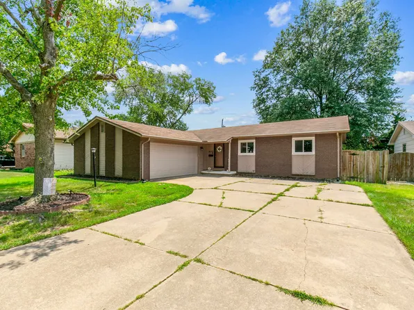 8205 E Grail St, Wichita, KS 67207