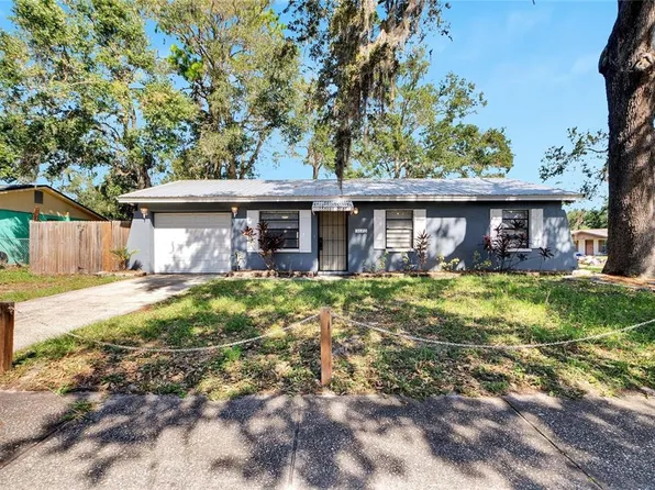 3640 Sugarcreek Dr, Tampa, FL 33619