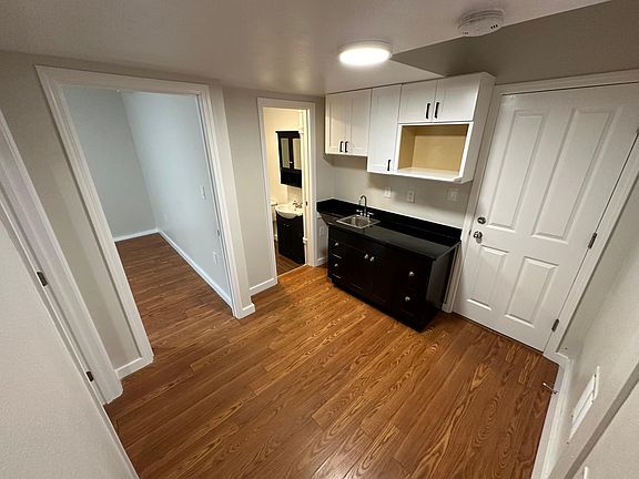 4th image of 2596 24th Ave #A