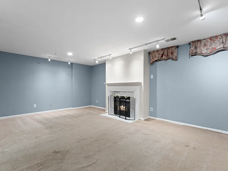 3336 Fordington Pl — Photo 35