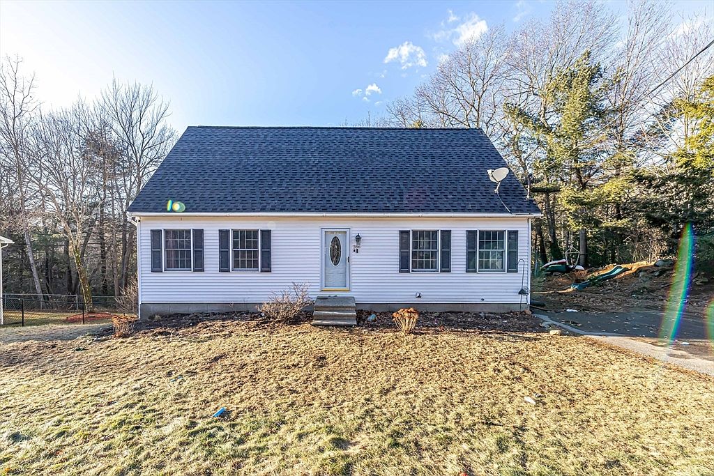 386 Pearl St, Gardner, MA 01440 | Zillow