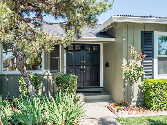 2nd image of 981 Normington Way