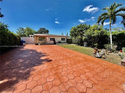 1574 NE 174th St, North Miami Beach, FL, 33162