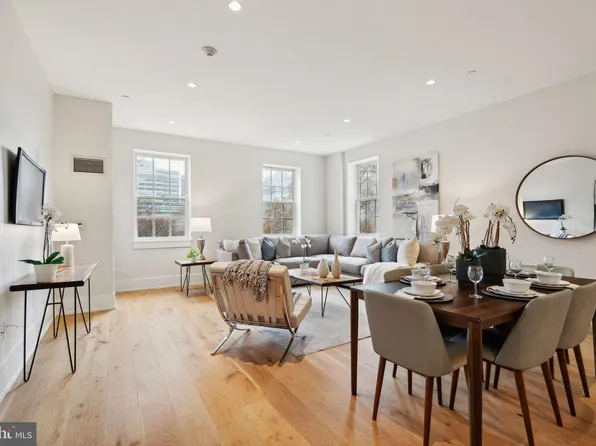 1805 Walnut St APT 6A, Philadelphia, PA 19103