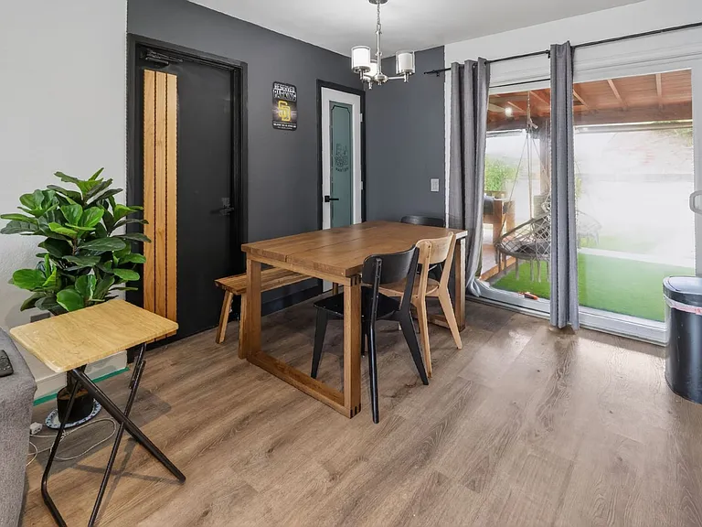 10924 Montongo St — Photo 5