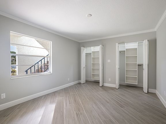 4th image of 4234 Gulf Of Mexico Dr Unit O1