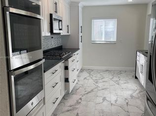 365 NW 4th Ct, Deerfield Beach, FL 33441