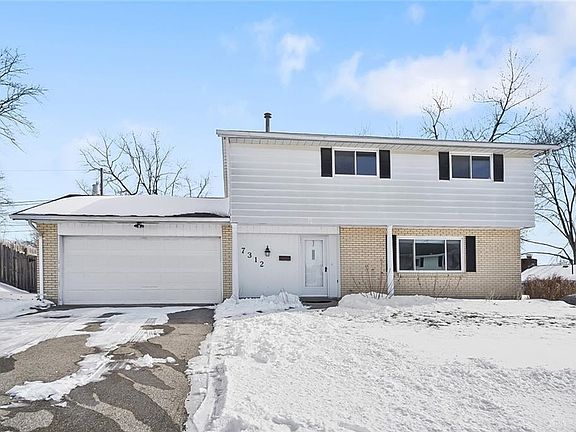 3rd image of 7312 Charnwood Dr