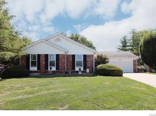 2739 Sherborn Ln, Saint Charles, MO