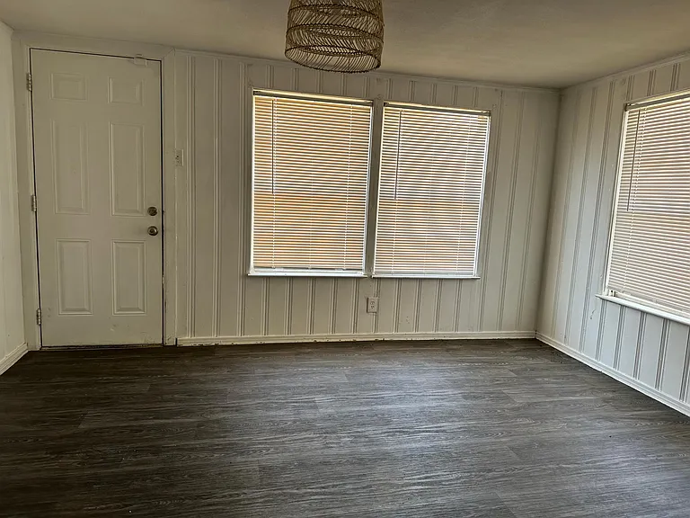 4707 March Ave — Photo 11