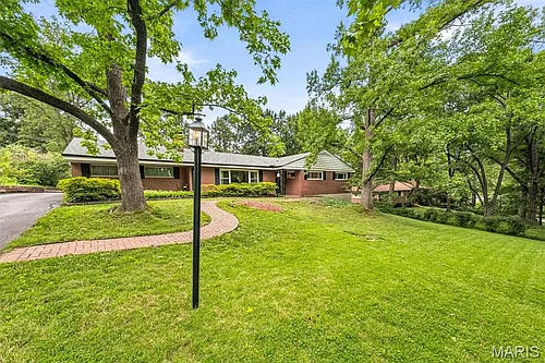 23 Beaver Dr Photo 1