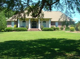8 Shadowwood Dr, Carriere, MS 39426
