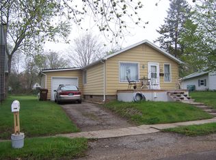 720 Jay St, Ligonier, IN 46767